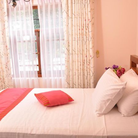 קנדי Sobaya Hotel מראה חיצוני תמונה